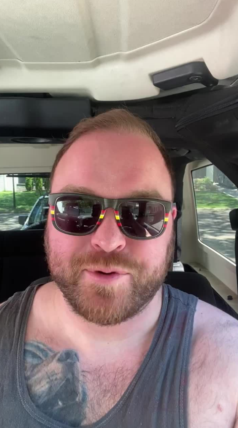 Jesse, 31